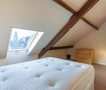 4 bedroom terraced house to rent - Photo 5