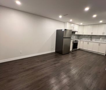 For Lease - 22 Chester Street Unit# basement br, Oakville, Ontario - Photo 4