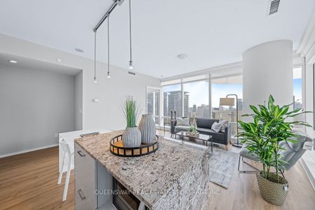 For Lease - 1 Bloor Street Unit# 3707, Toronto, Ontario - Photo 3