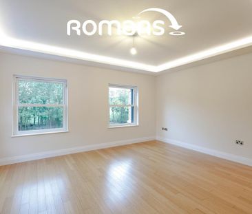 6 bedroom detached house to rent - Photo 4