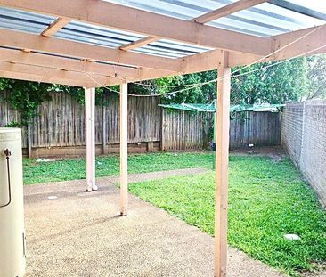 Perfect Location - Walk to Everything - Spacious - Photo 6