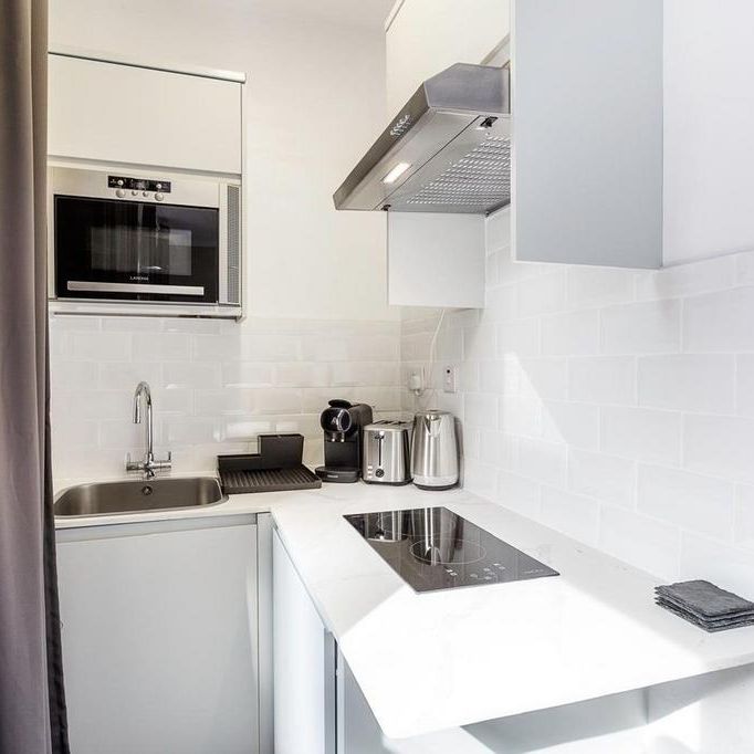 Studio to rent - Photo 1
