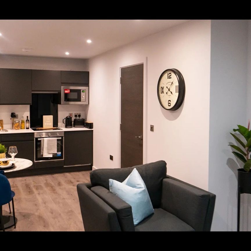 1 Bed Flat, Crump Street, L1 - Photo 1