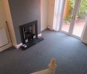 2 bedroom terraced house to rent - Photo 2