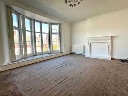 3 bedroom Flat To Let Total Size: 1217 SQ FT - Photo 2