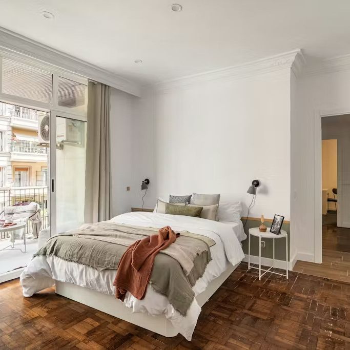 Carrer de Balmes, Barcelona, Catalonia 08006 - Foto 1