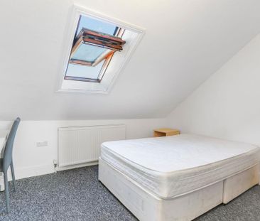 6 bedroom house to rent - Photo 4