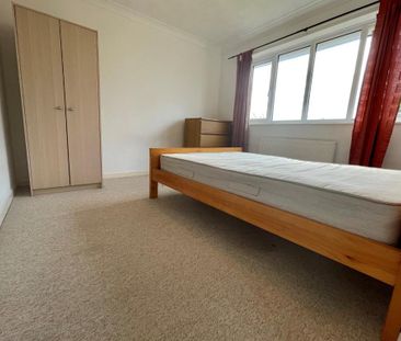 5 bedroom detached house to rent - Photo 5