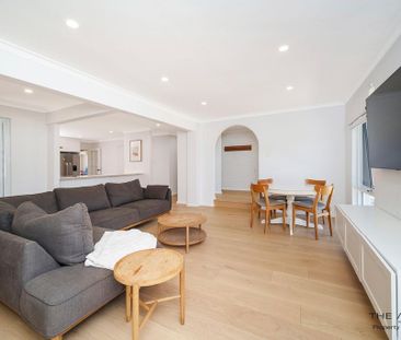 Beautifully Renovated Family Home in a Prime Location - Photo 6