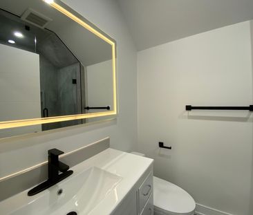 For Lease - 462 Northcliffe Boulevard Unit# 3, Toronto, Ontario - Photo 1