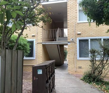 Living at Weeroona - Photo 1