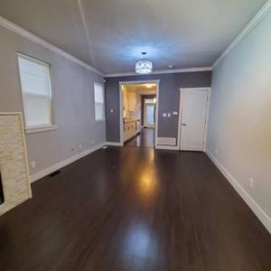 Three level half duplex available for Immediate Occupancy - Photo 2