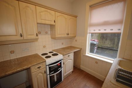 2 bedroom terraced house to rent - Photo 5