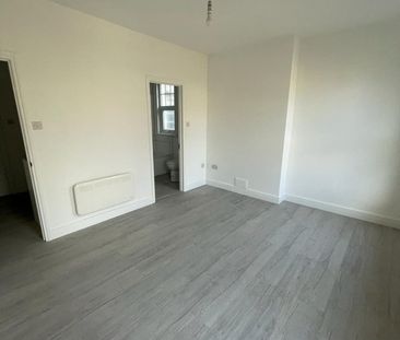Studio Flat, Linthorpe Road, N16 - Photo 3