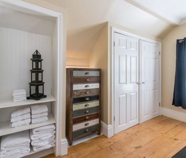 For Lease - 455 Nelson Avenue, Burlington, Ontario - Photo 2