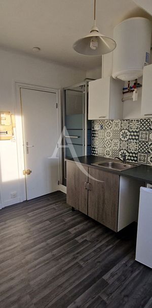 Location Appartement 1 pièce 9m² - Photo 1