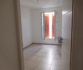 Location Appartement 3 pièces 50m² PUGET VILLE 83390 - Photo 1