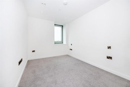 3 bedroom flat to rent - Photo 5