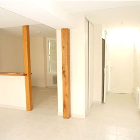 Location Maison 3 pièces 63m² - Photo 3