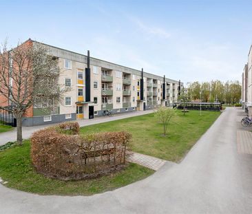 Håkan Sjögrens väg 5 D - Photo 1