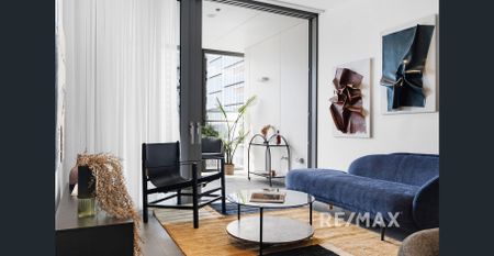 Furnished,North Facing with Harbour bridge view - Photo 4