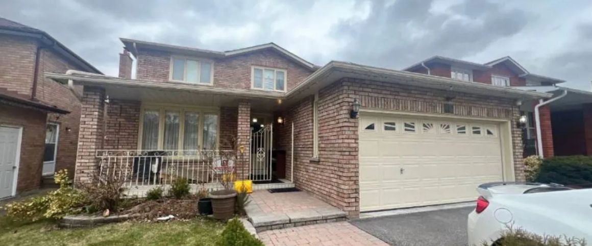 Condo Townhouse For Lease | E9116102 - Photo 1