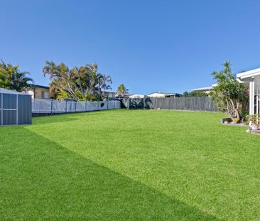 Spacious Coastal Home in a Prime Central Location!! - Photo 3