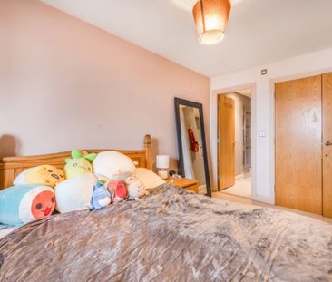 2 Bed Flat, Royal Victoria Dock, E16 - Photo 4