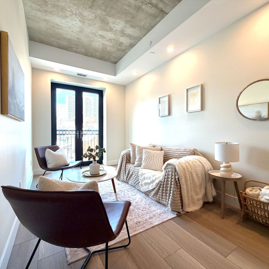 For Lease - 169 James Street Unit# 401, Hamilton, Ontario - Photo 1