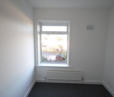 3 Bed Semi-Detached House, Deep Lane, S5 - Photo 3