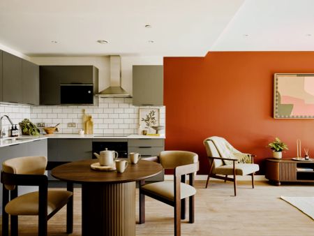 1 Bedroom 1 Bathroom - Photo 2