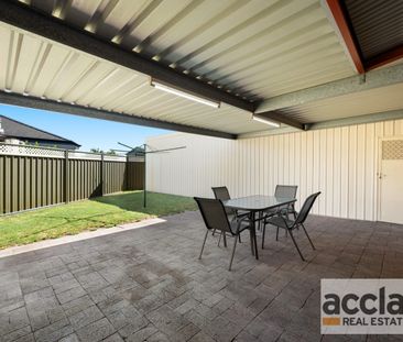 Freshly Updated Home in Prime Seaton Location – City & Beach Conven... - Photo 4