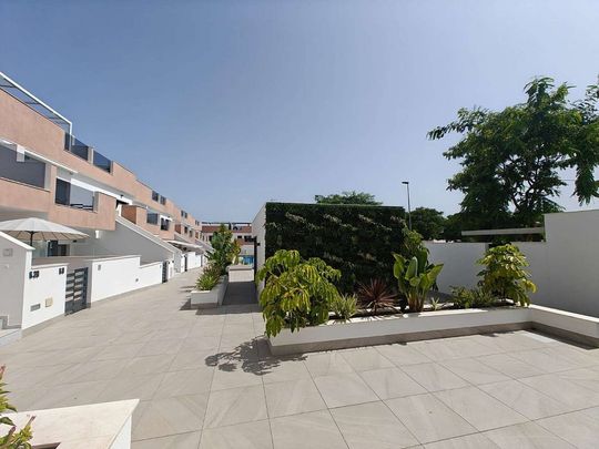 2 room luxury Apartment for rent in Pilar de la Horadada, Valencia - Photo 1