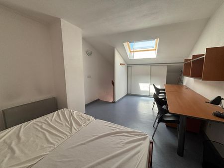 Location Appartement 1 pièce 34m² VALENCE 26000 - Photo 4
