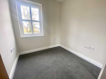 16 Ballyveigh Drive, Antrim, BT41 2FJ - Photo 4
