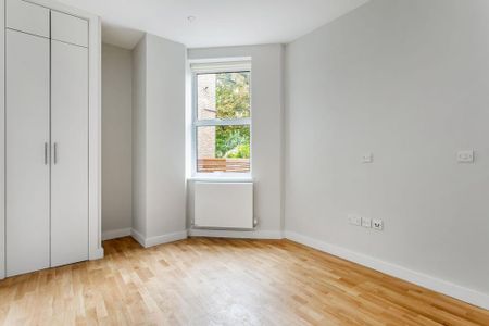 1 bedroom ground floor flat to rent - Photo 4