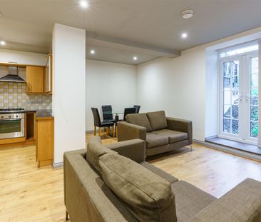 3 bed flat to rent in Osborne Terrace, Newcastle Upon Tyne, NE2 - Photo 2