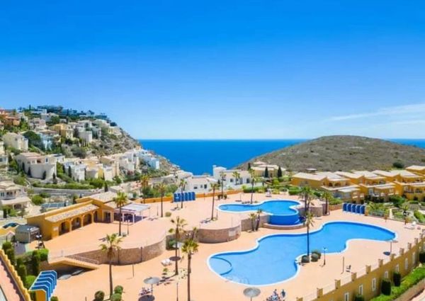 FOR RENT Apartment with 2 bedrooms with pool for LONG TERM