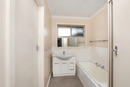 Neat Family Home in Quiet White Hills Location - Photo 3