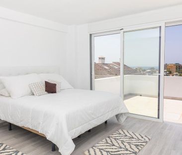 Luxury Townhouse for rent in Estepona, Spain - Photo 2