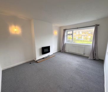 Oaks Road, Stanwell - 2 bedrooms Property for lettings - Seymours - Photo 1