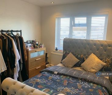 1 bedroom in a house share to rent - Photo 5