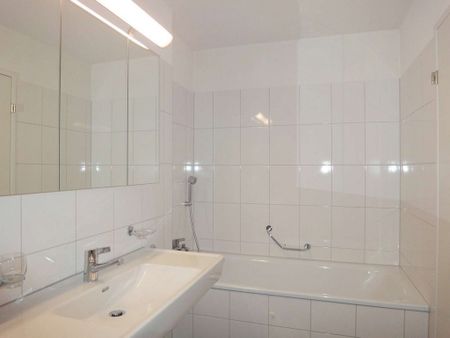 5.5 Zimmer, 109 m², 2. Stock - Photo 4