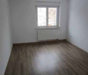 Perfekt für die kleine Familie! Renovierte 3-Zimmer-Wohnung sucht Sie! - Foto 1