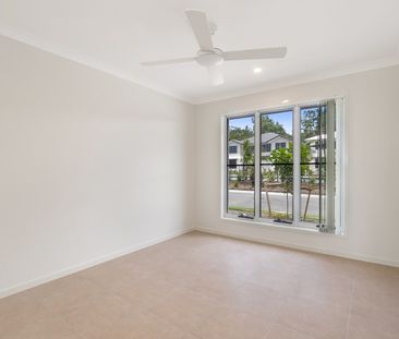 4 BEDROOM TOWNHOUSES FOR RENT - Photo 2