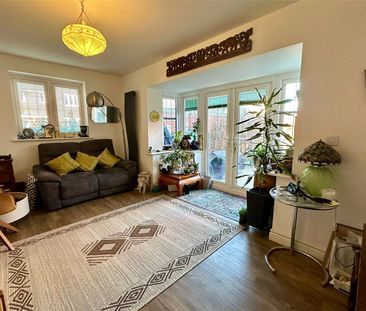 St. Georges Park, Binfield, Bracknell, Berkshire, RG42 - Photo 1