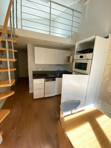 Location Appartement 2 pièces 47m² BORDEAUX 33000 - Photo 4