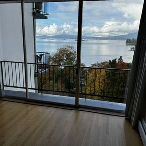 2 Bedroom Suite with Views of English Bay - Photo 2