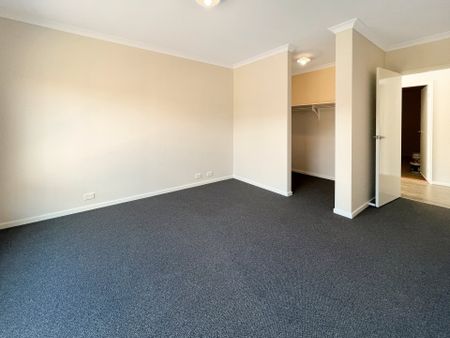 38 Sittela Street, Mount Duneed - Photo 3