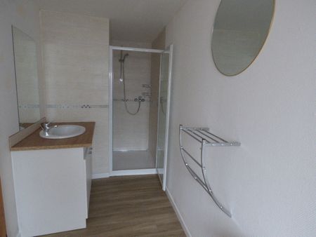 Location Maison 3 pièces 75m² VAUCOULEURS 55140 - Photo 5